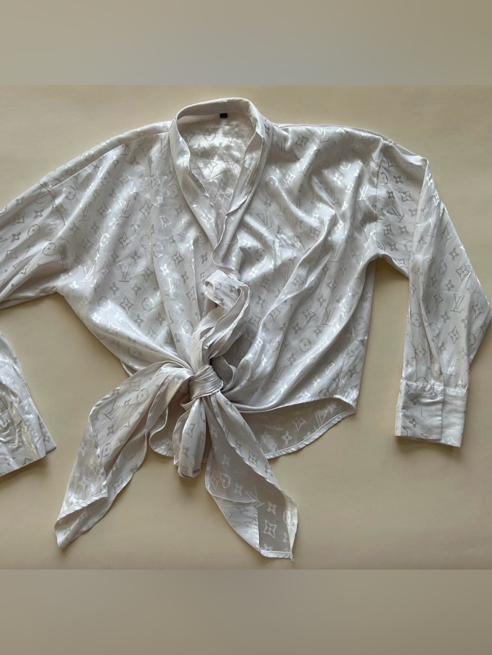 Satin Tie-Front Blouse in Pearl White size M - Picture 2 of 7